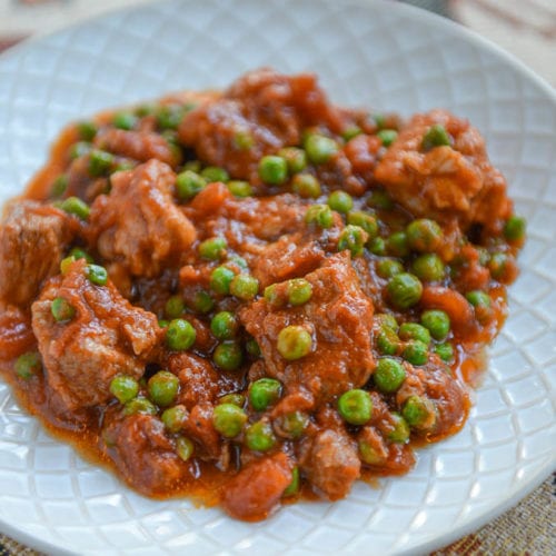 Spezzatino di maiale con piselli (Pork Stew with Peas)
